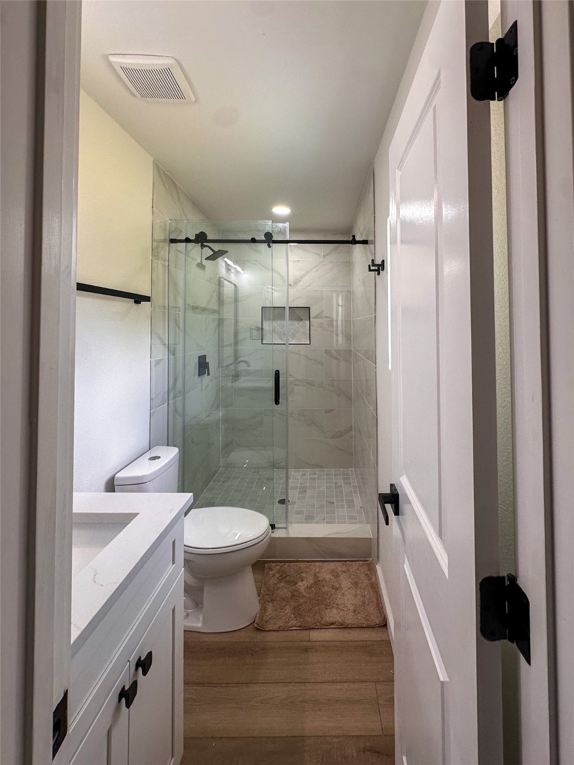 809 Longbeach Drive Garland TX 75043
