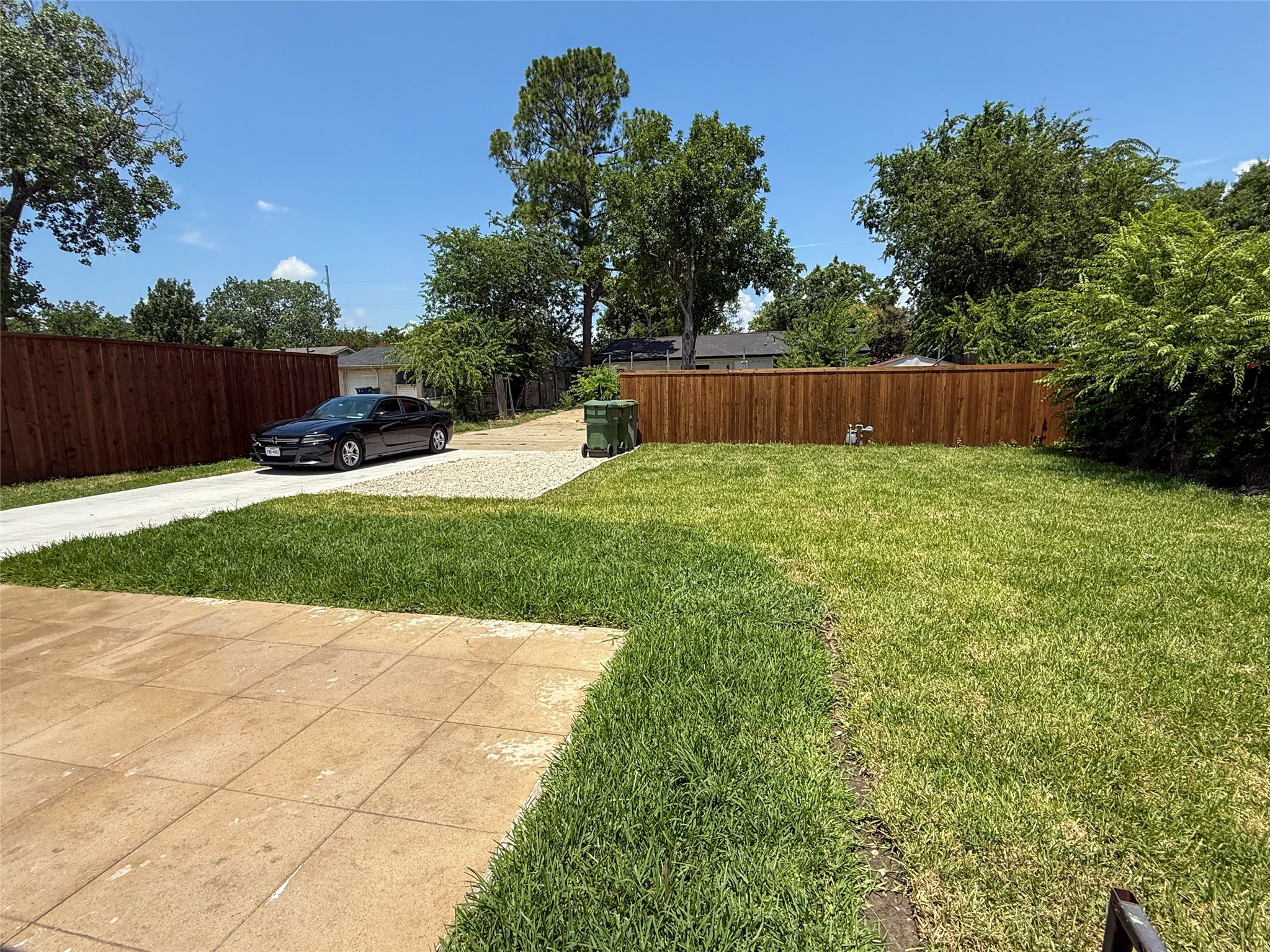 809 Longbeach Drive Garland TX 75043