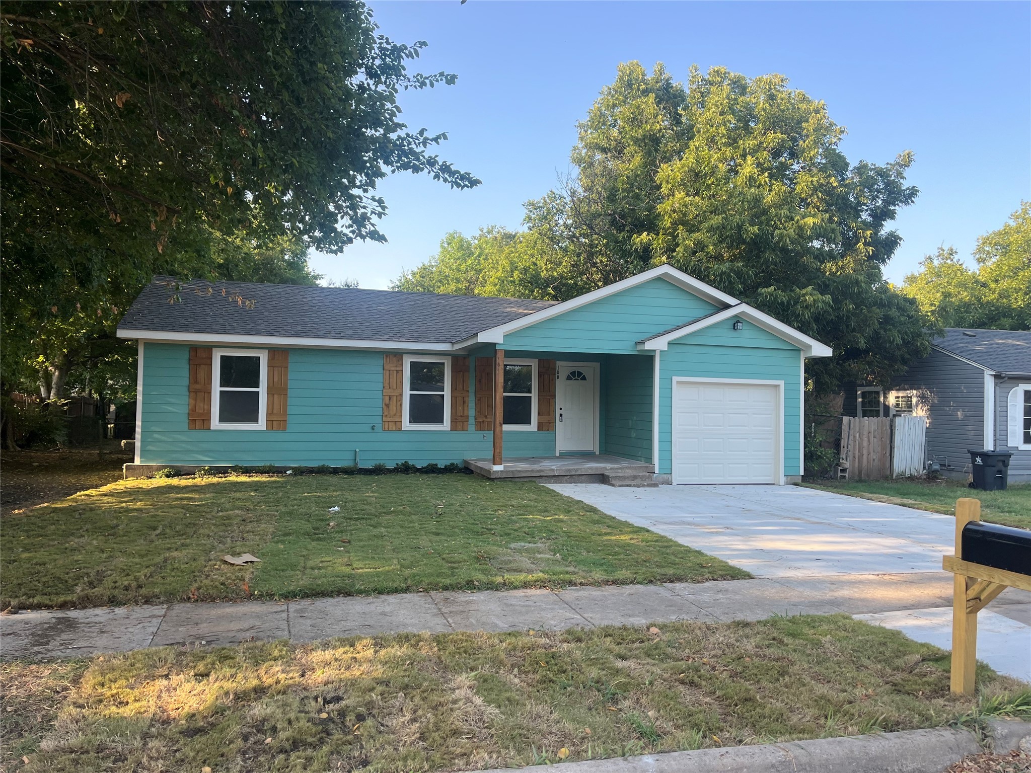 1804 Edna Street Arlington TX 76010