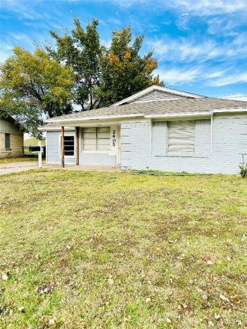 2405 Vickie Street Mesquite TX 75149