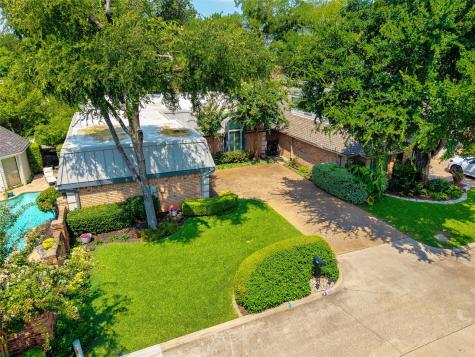 16001 Chalfont Circle Dallas TX 75248
