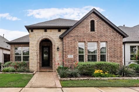 4710 Blackwood Cross Lane Arlington TX 76005