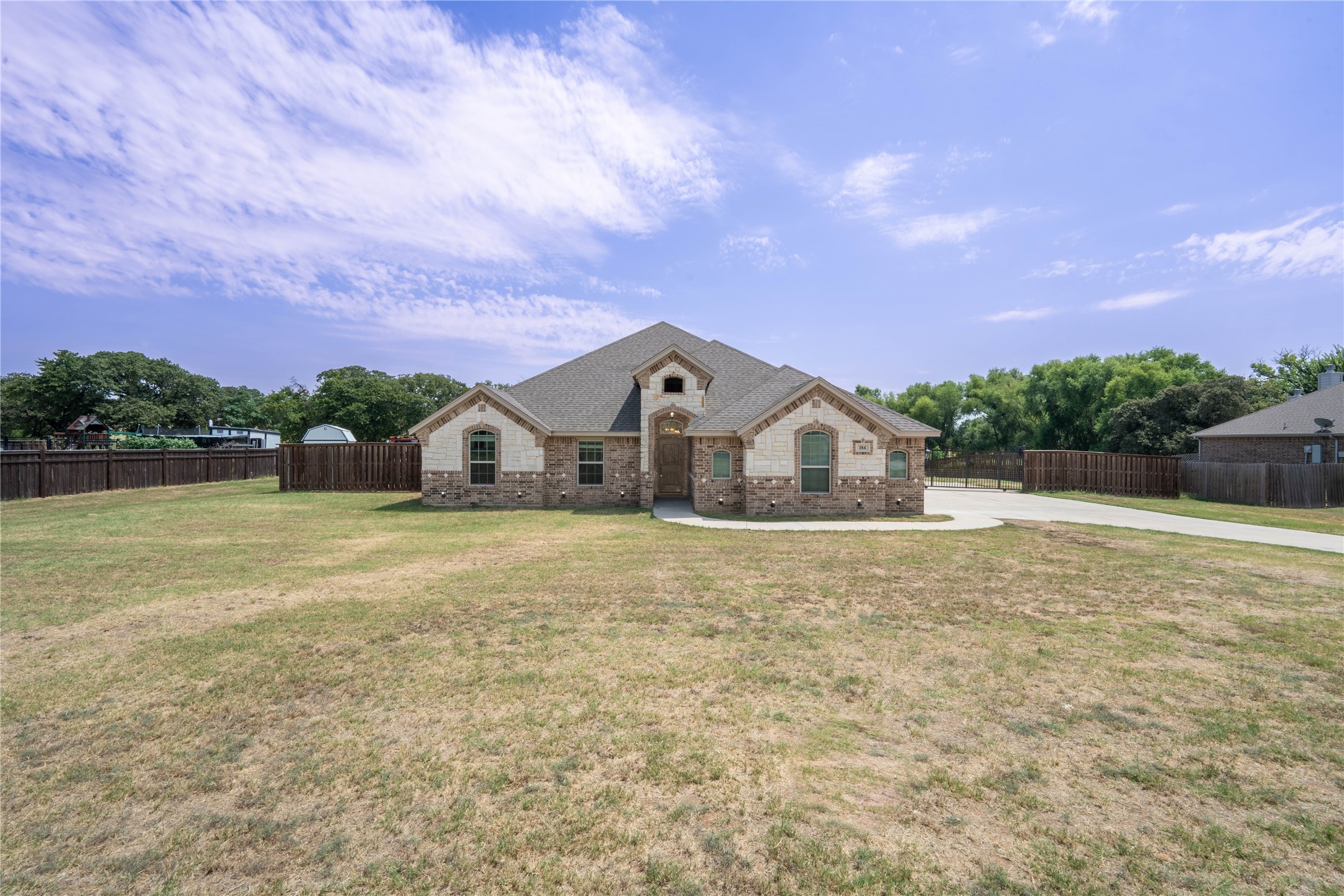 184 Briar Meadows Circle Azle TX 76020