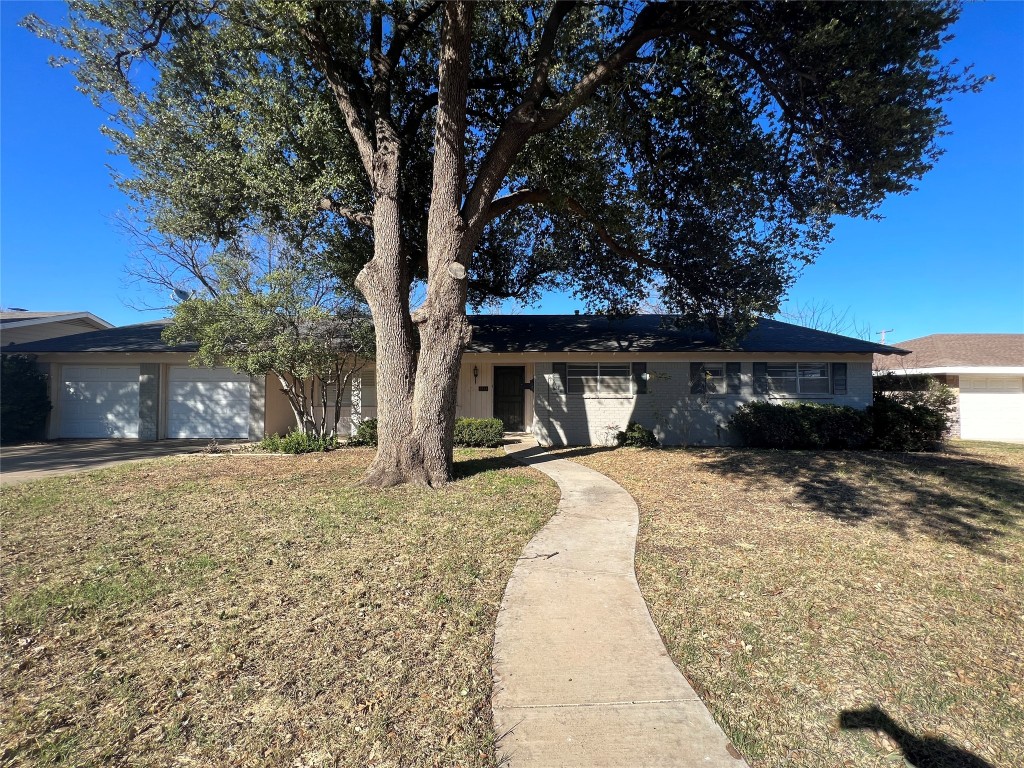 2814 W Dengar Avenue Midland TX 79705