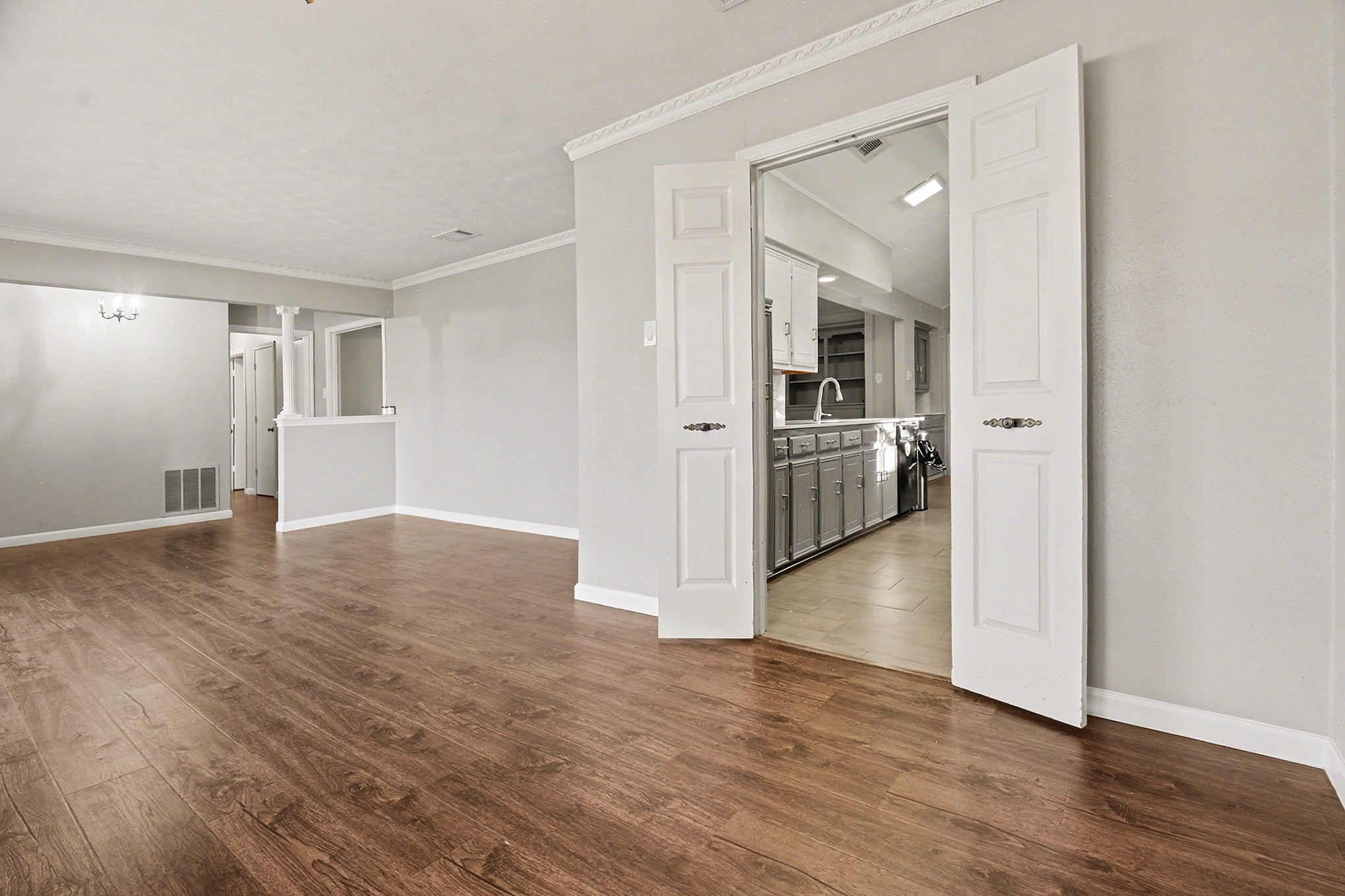 602 Wentworth Drive Richardson TX 75081