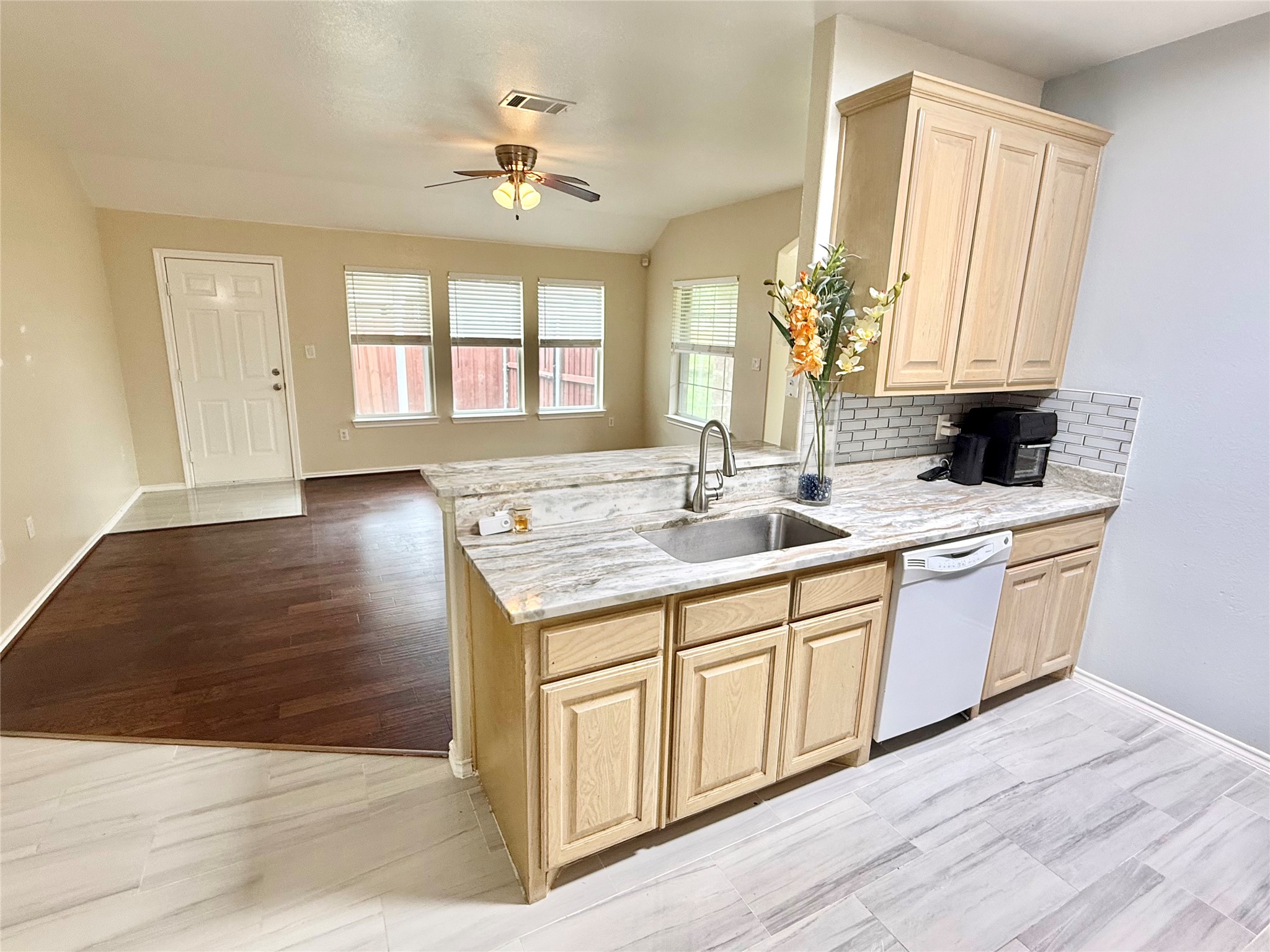 1987 Castle Drive Garland TX 75040