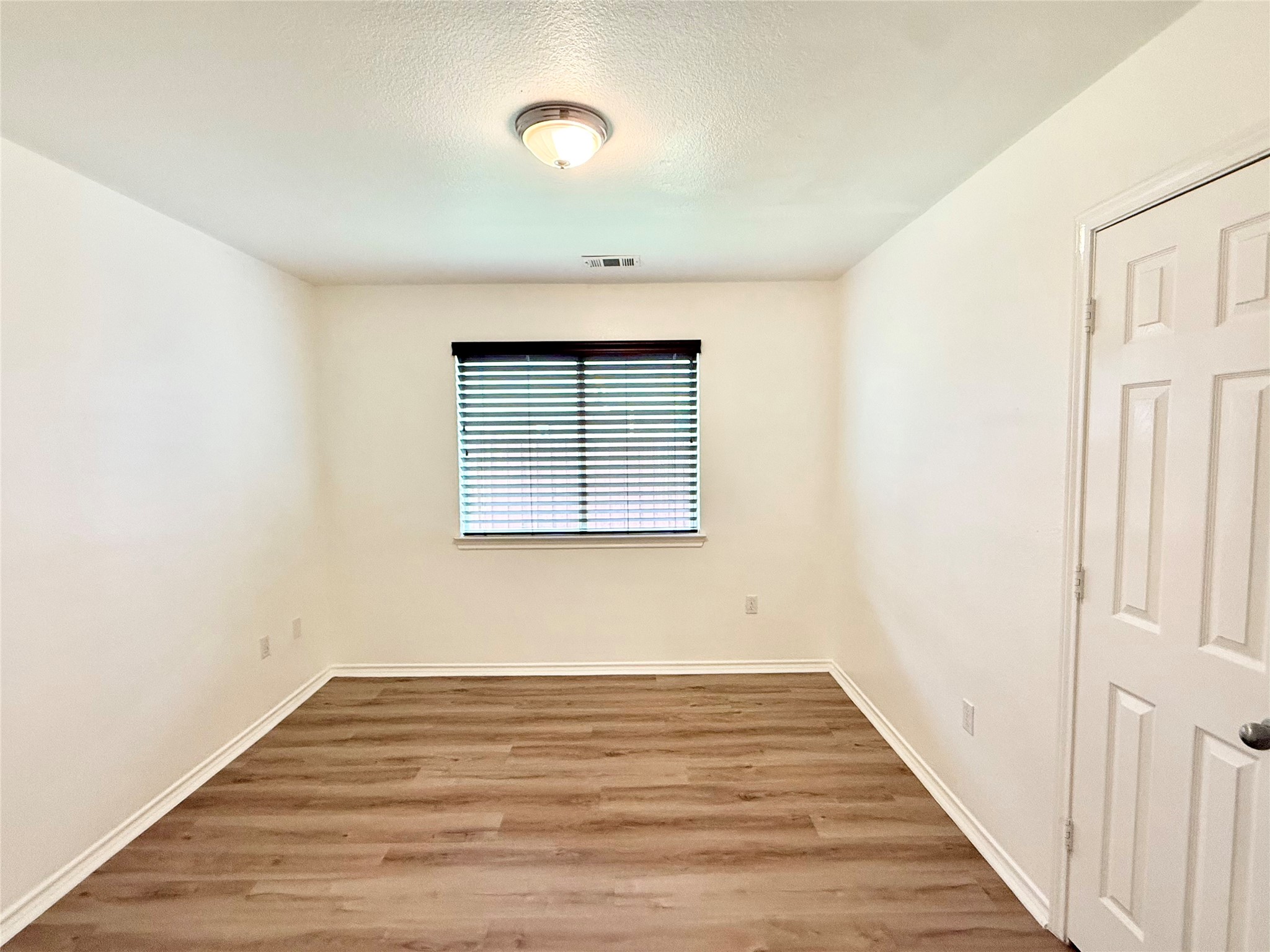 1987 Castle Drive Garland TX 75040