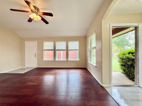 1987 Castle Drive Garland TX 75040