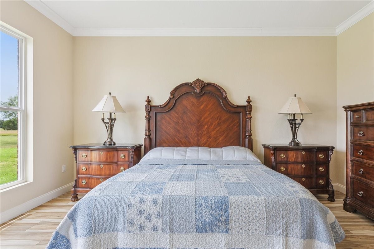 445 W Lcr 424 Groesbeck TX 76642