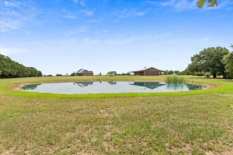 445 W Lcr 424 Groesbeck TX 76642