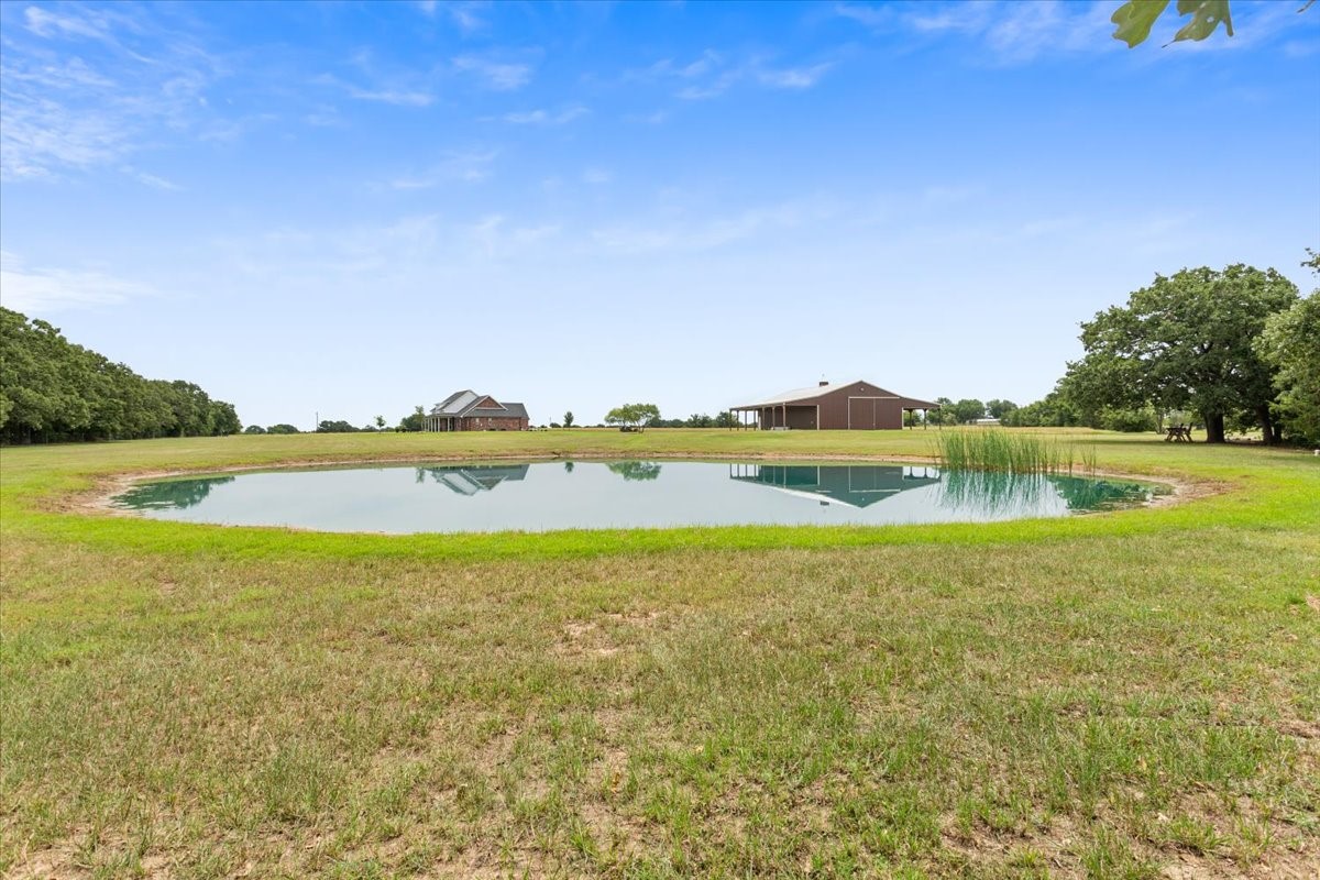 445 W Lcr 424 Groesbeck TX 76642