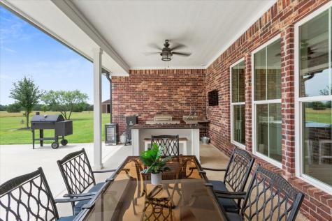 445 W Lcr 424 Groesbeck TX 76642