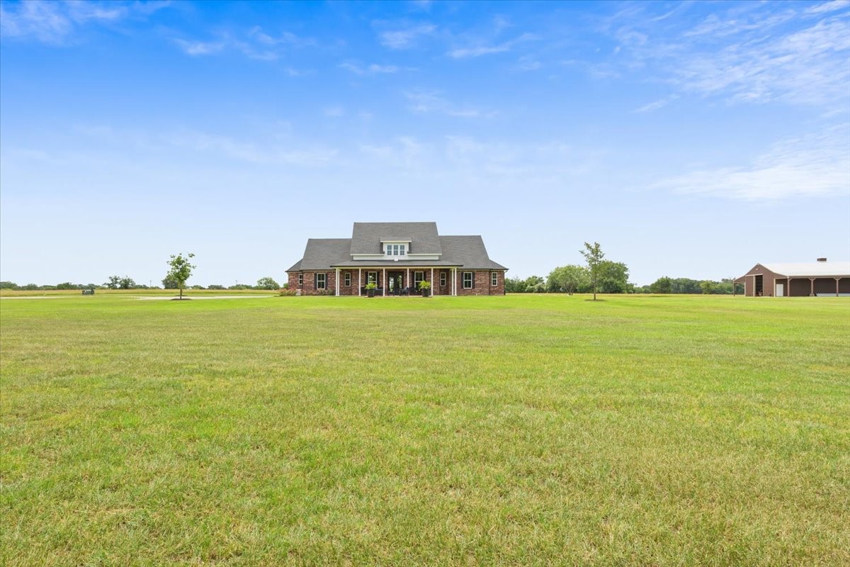 445 W Lcr 424 Groesbeck TX 76642