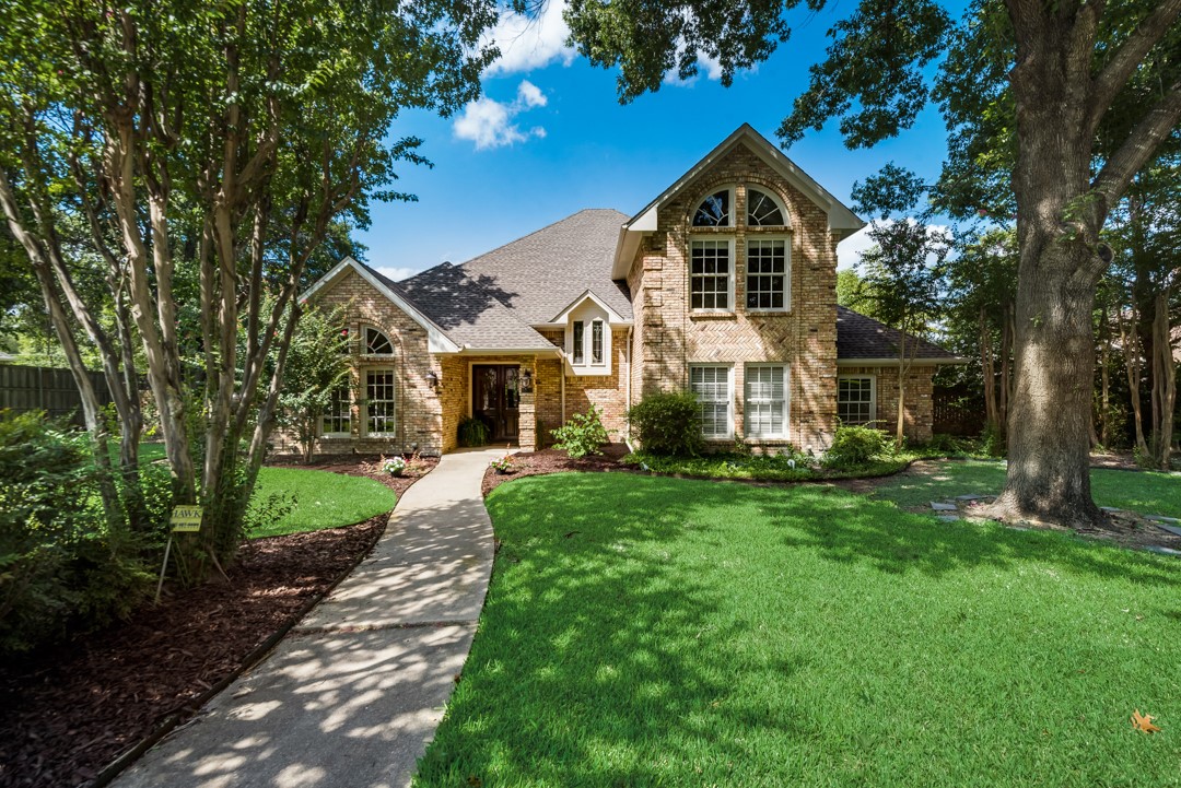 1424 Country Ridge Drive Desoto TX 75115