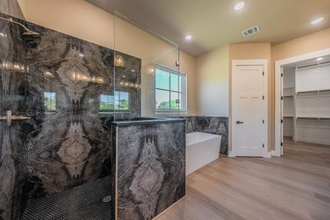 114 Ridgeline Chico TX 76431