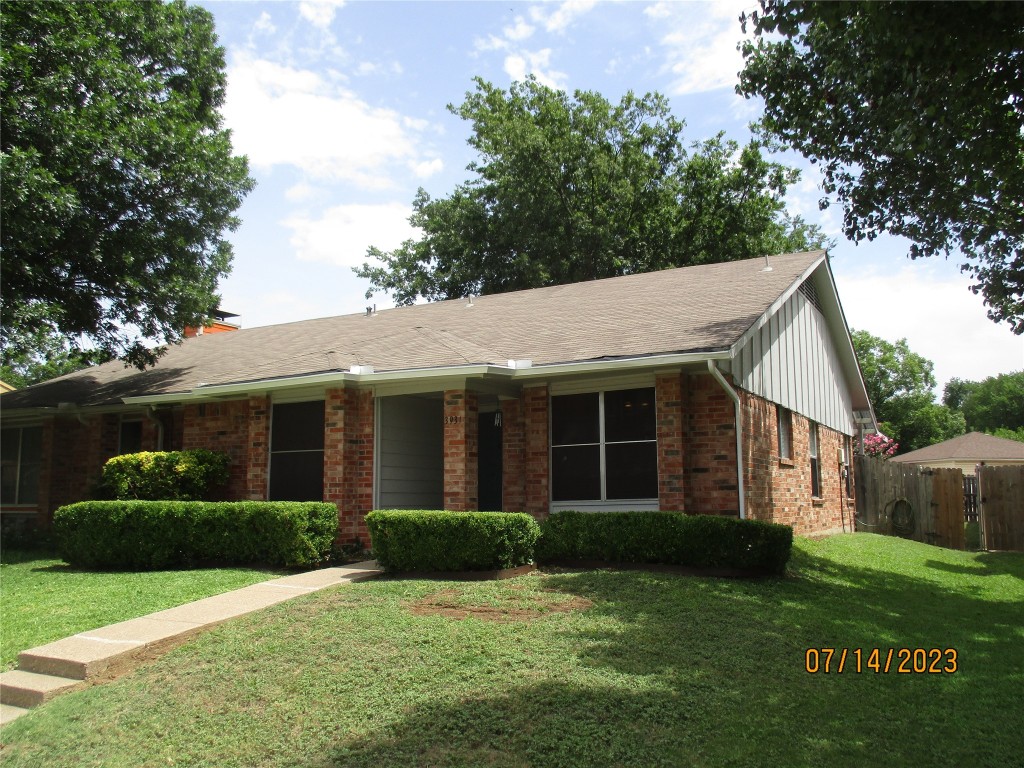 3931 Queens Court Garland TX 75043