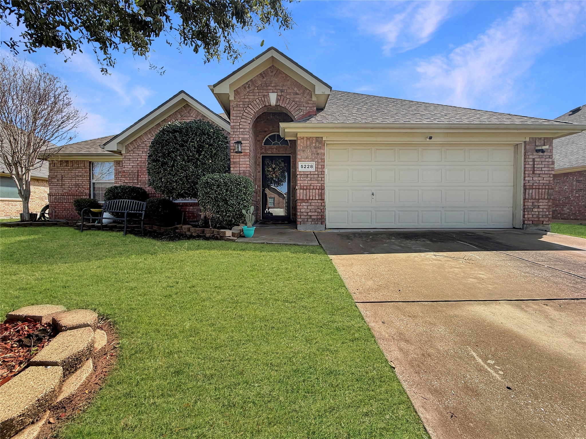 5228 Lake Grove Drive Grand Prairie TX 75052