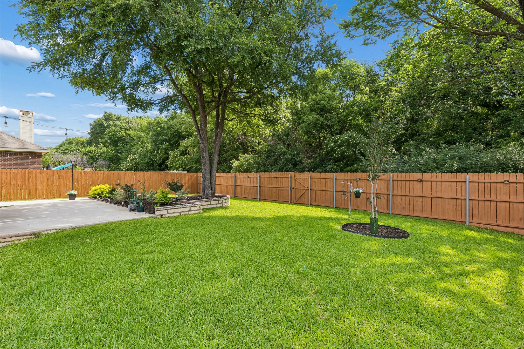 2017 Kenny Court Lewisville TX 75067