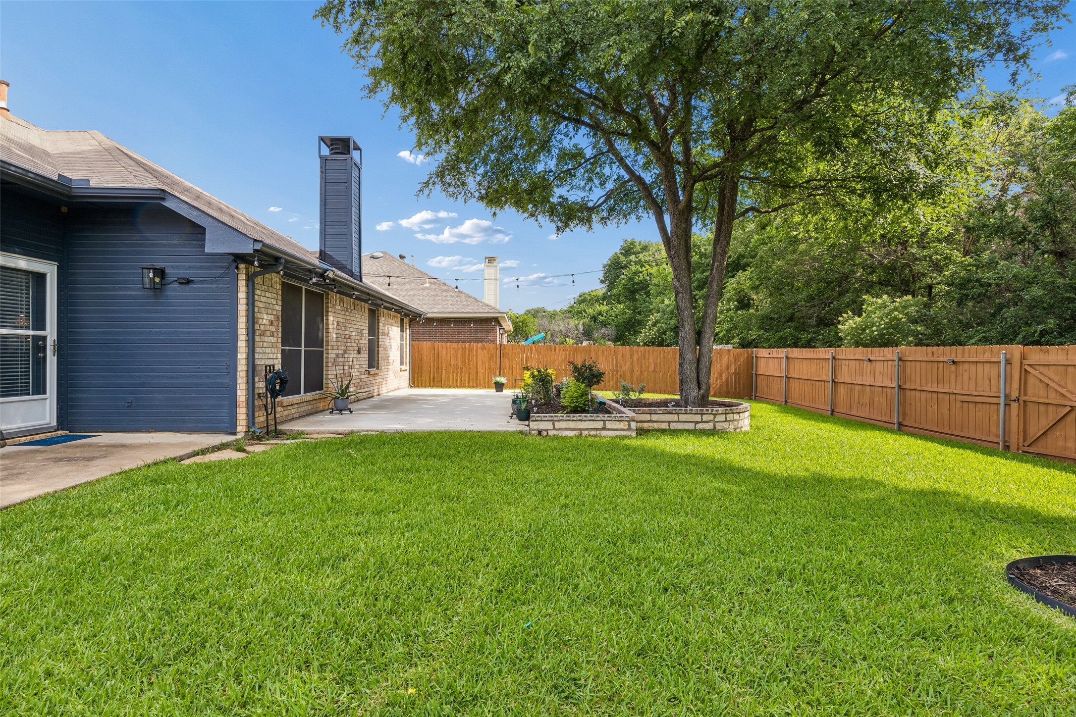 2017 Kenny Court Lewisville TX 75067