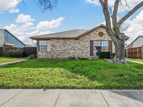 4443 Chapman Street The Colony TX 75056