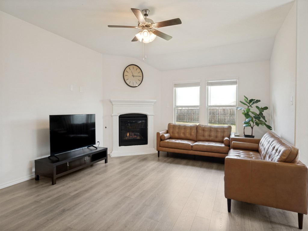 6317 Tudor Place Celina TX 76227
