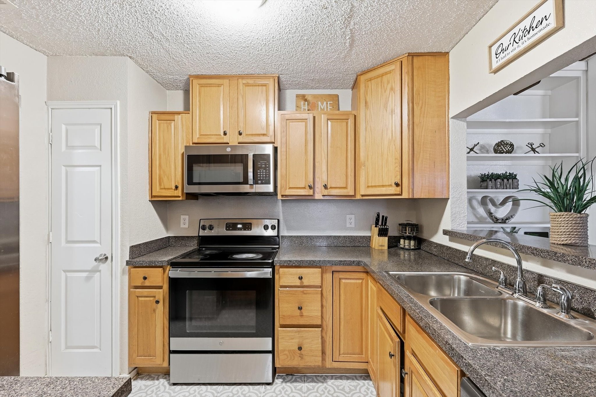 1312 Hackamore Street Mesquite TX 75149