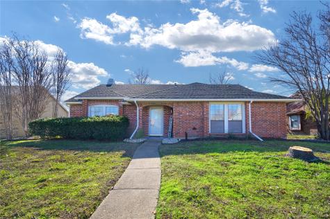 4734 Bayport Drive Garland TX 75043