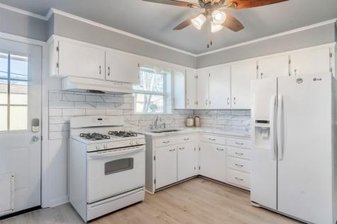 1025 E Spurgeon Street Fort Worth TX 76115