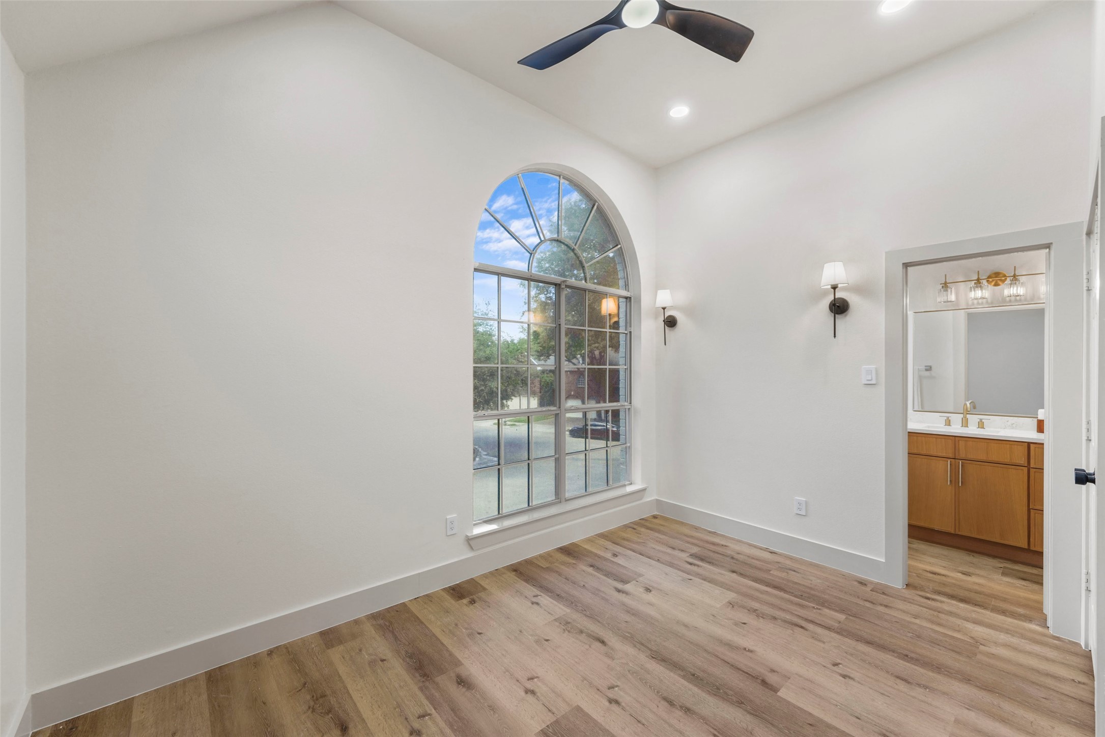 304 Riverwalk Lane Irving TX 75063