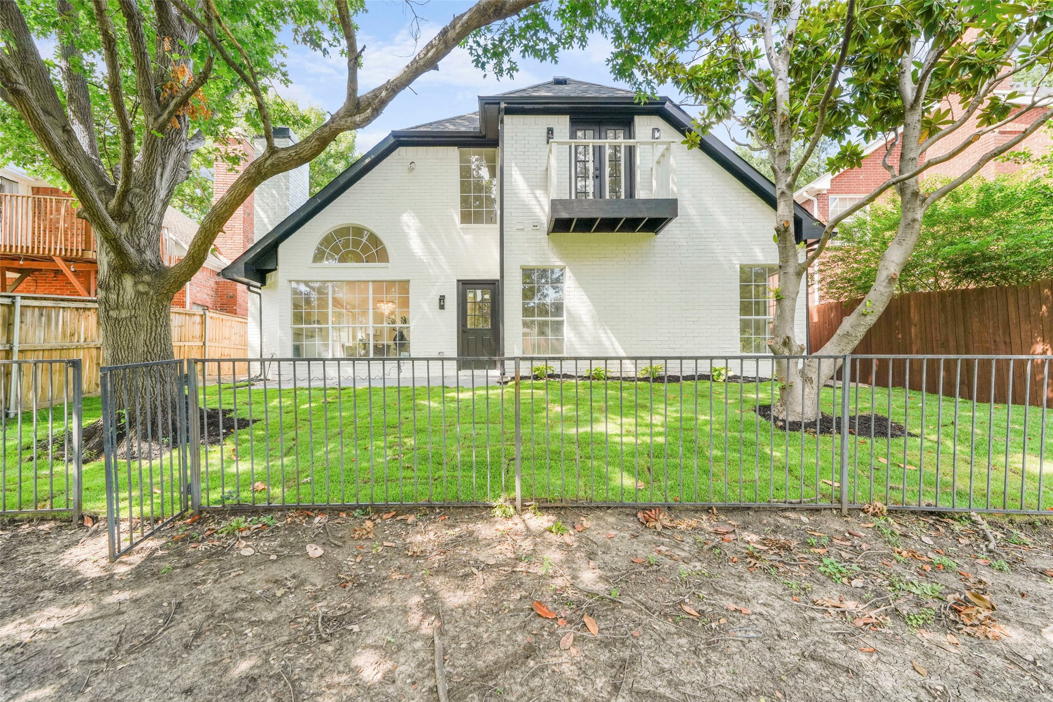 304 Riverwalk Lane Irving TX 75063