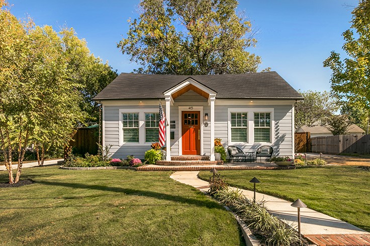 415 S Dooley Street Grapevine TX 76051