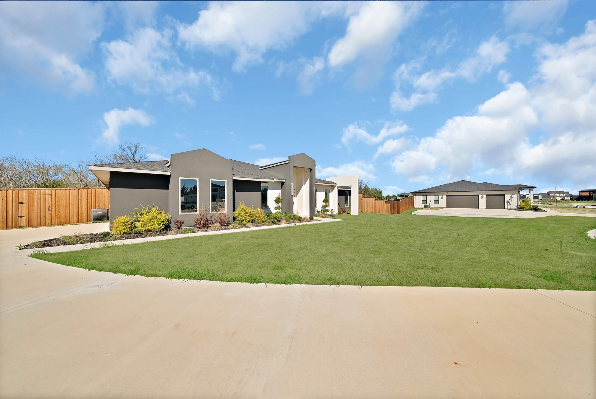 309 Whispering Way Red Oak TX 75154