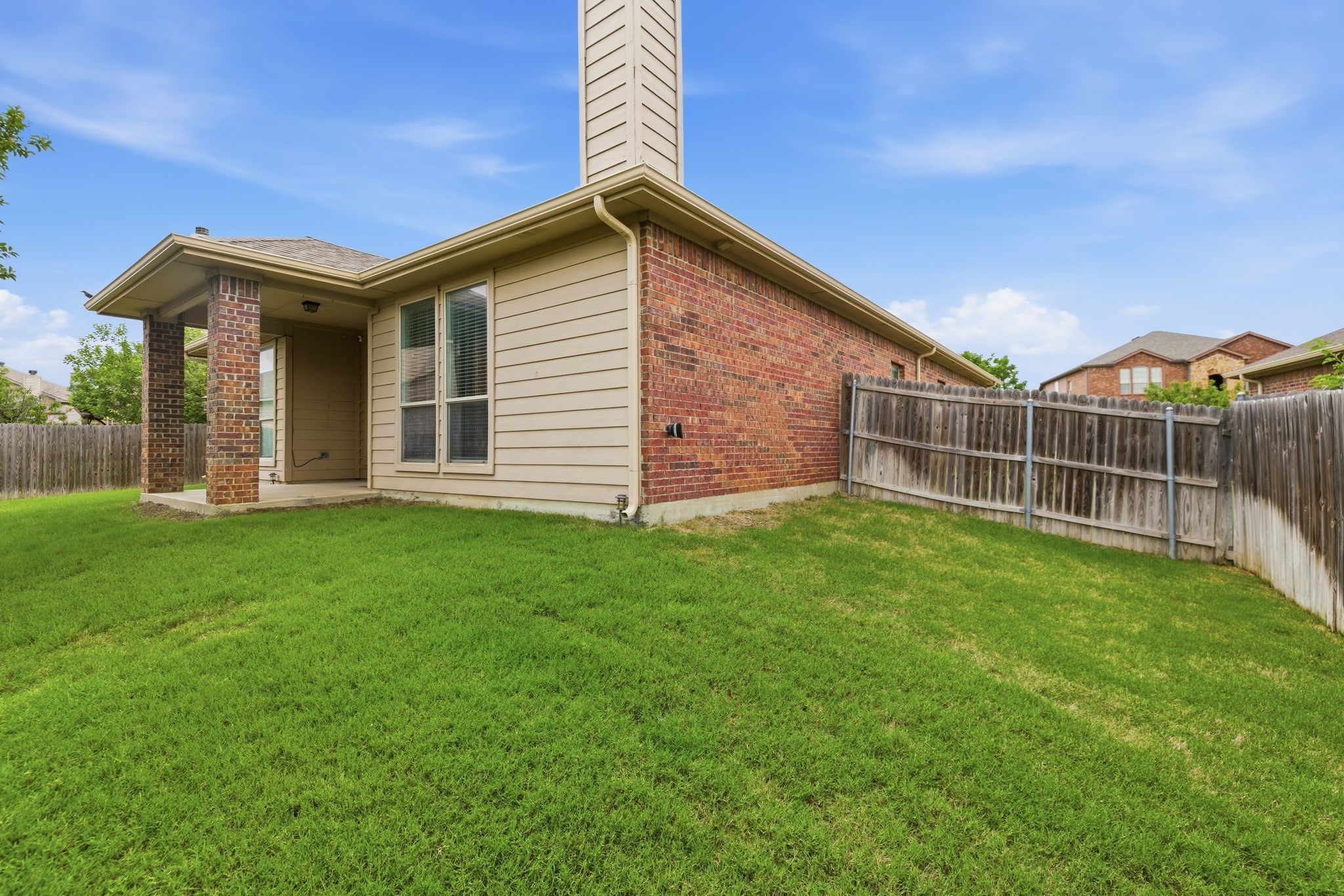 10856 Middleglen Road Fort Worth TX 76052