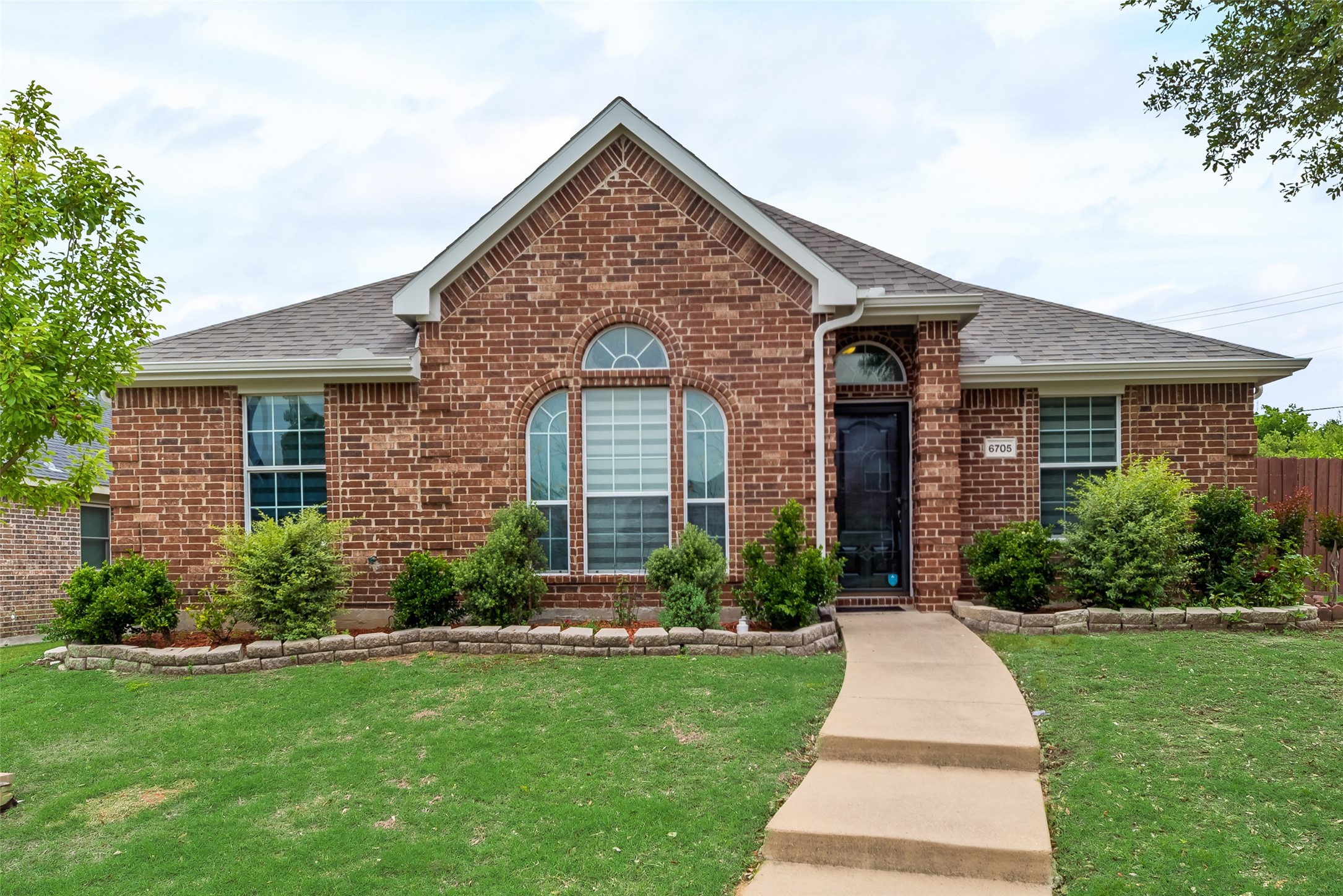 6705 Bright Court Garland TX 75043