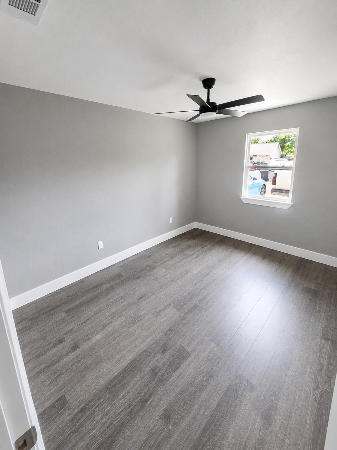 106 N 4th Street Crandall TX 75114