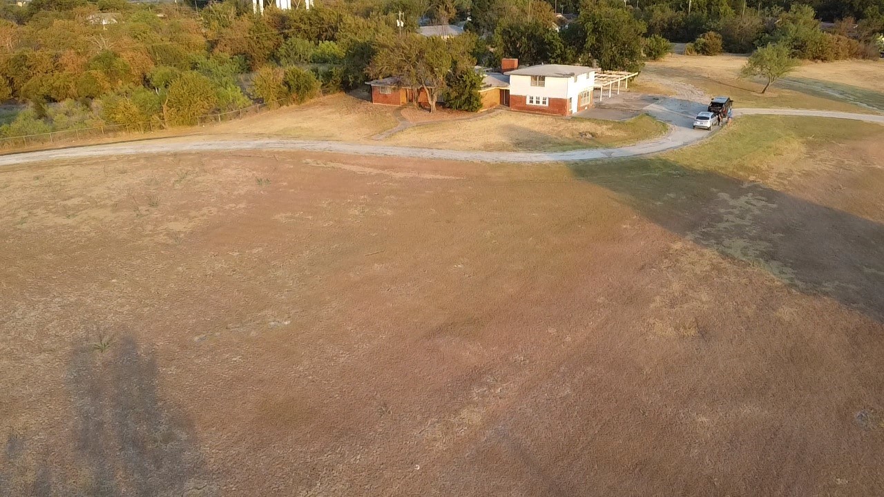 1115 W Belknap Jacksboro TX 76458