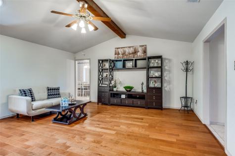 504 Chaffee Drive Arlington TX 76006