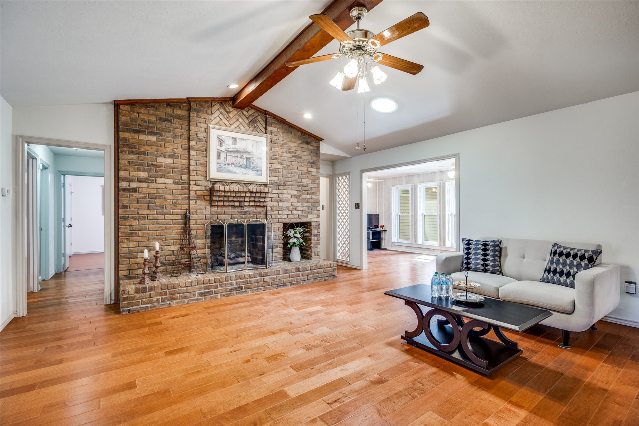 504 Chaffee Drive Arlington TX 76006