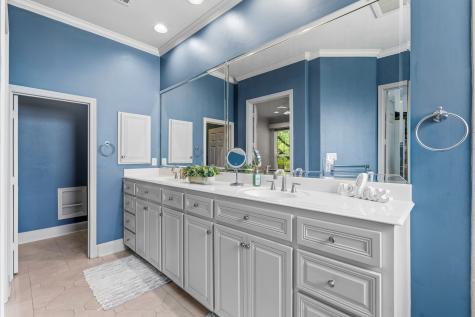 18143 Frankford Lakes Circle Dallas TX 75252