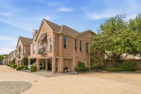 18143 Frankford Lakes Circle Dallas TX 75252