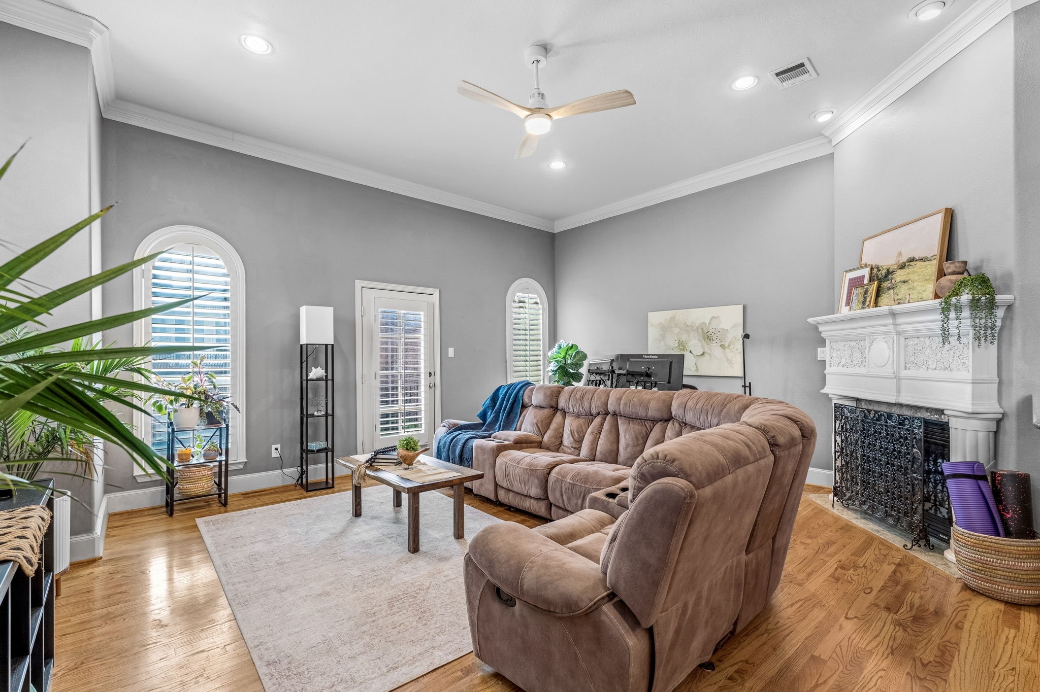 18143 Frankford Lakes Circle Dallas TX 75252