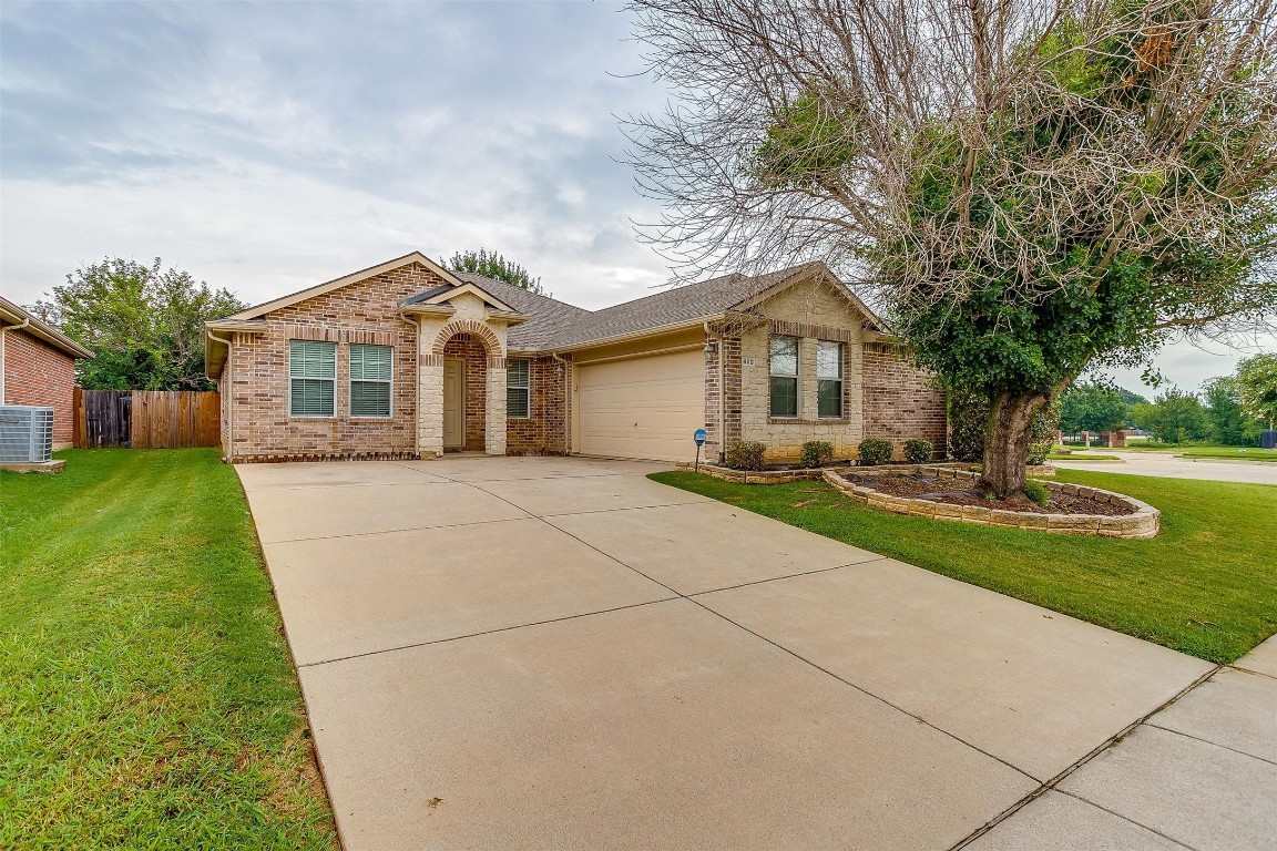 400 Shady Shore Lane Crowley TX 76036
