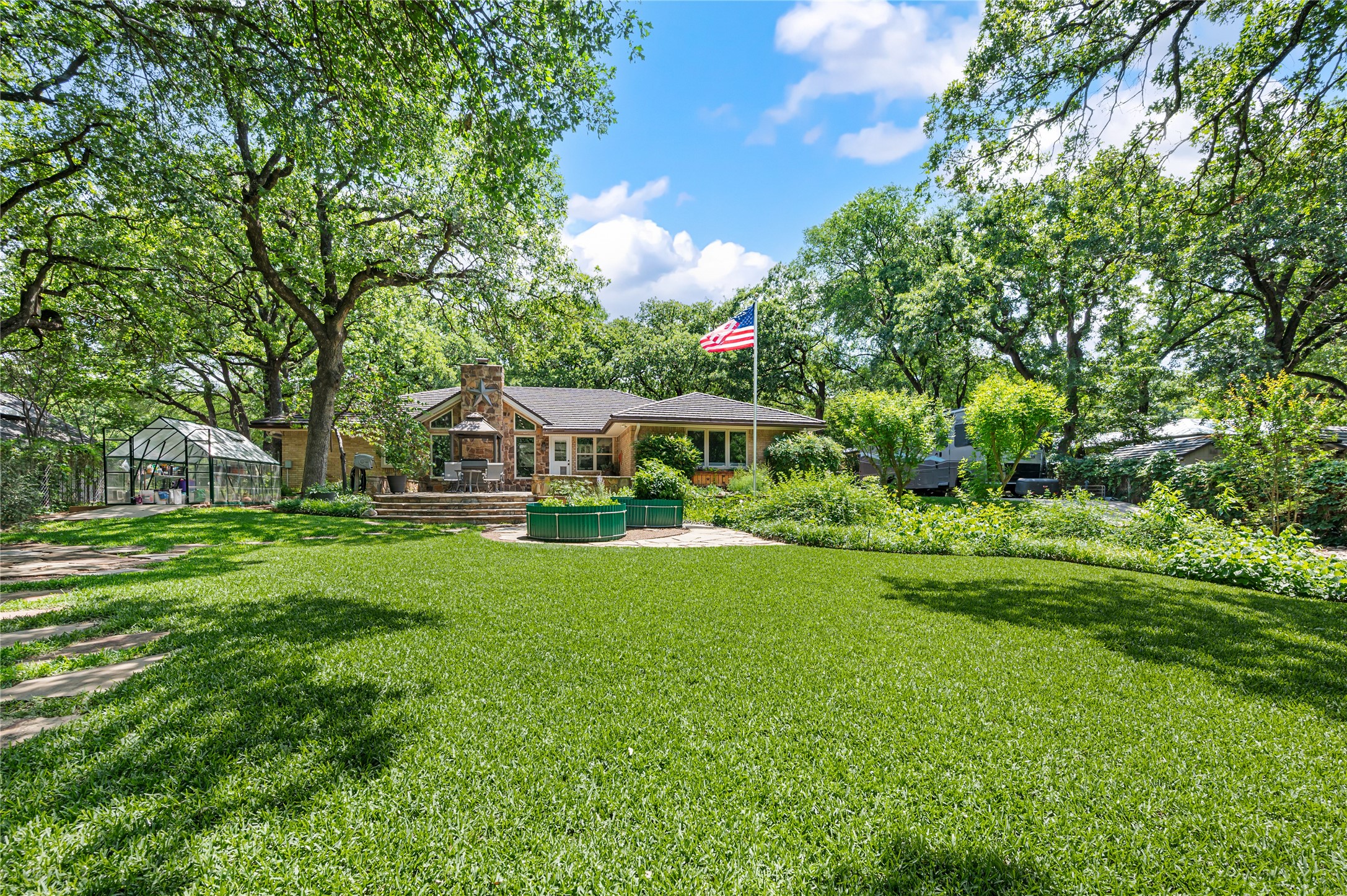 3504 Shorewood Court Arlington TX 76016