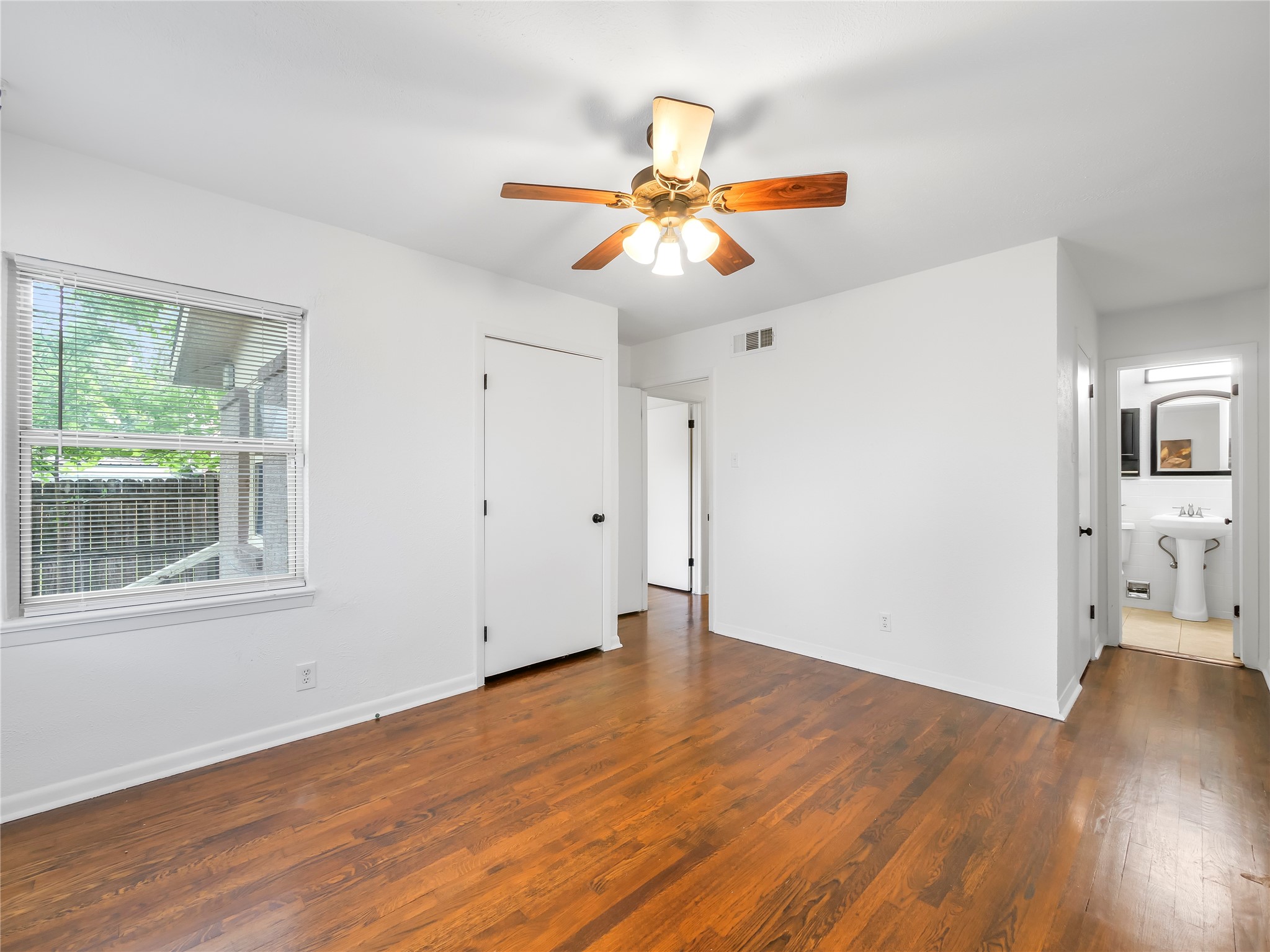 6723 Santa Anita Drive Dallas TX 75214