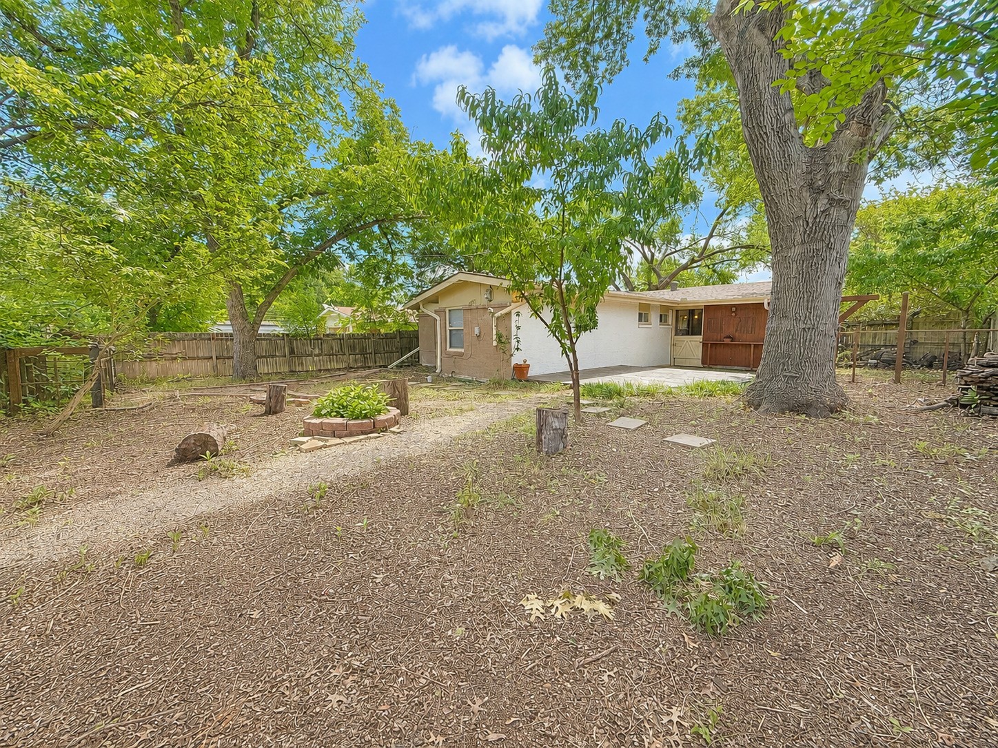 6723 Santa Anita Drive Dallas TX 75214