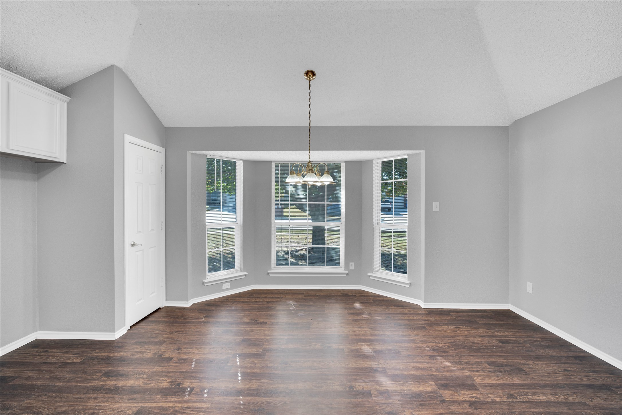 916 Joshua Drive Burleson TX 76028