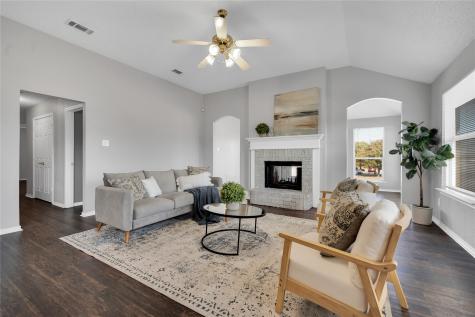 916 Joshua Drive Burleson TX 76028