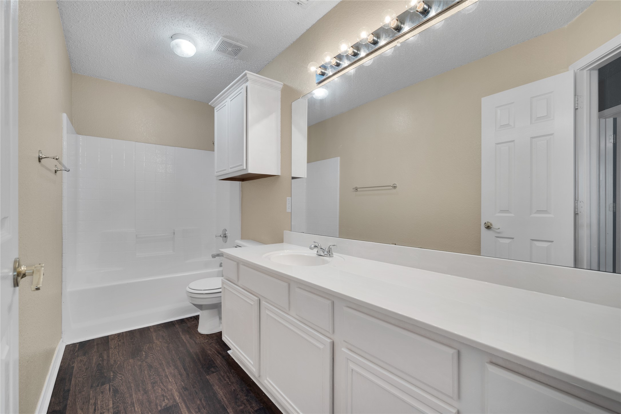 916 Joshua Drive Burleson TX 76028