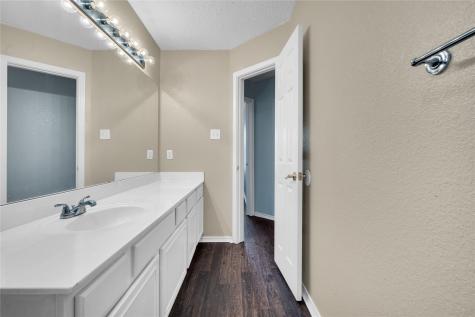 916 Joshua Drive Burleson TX 76028