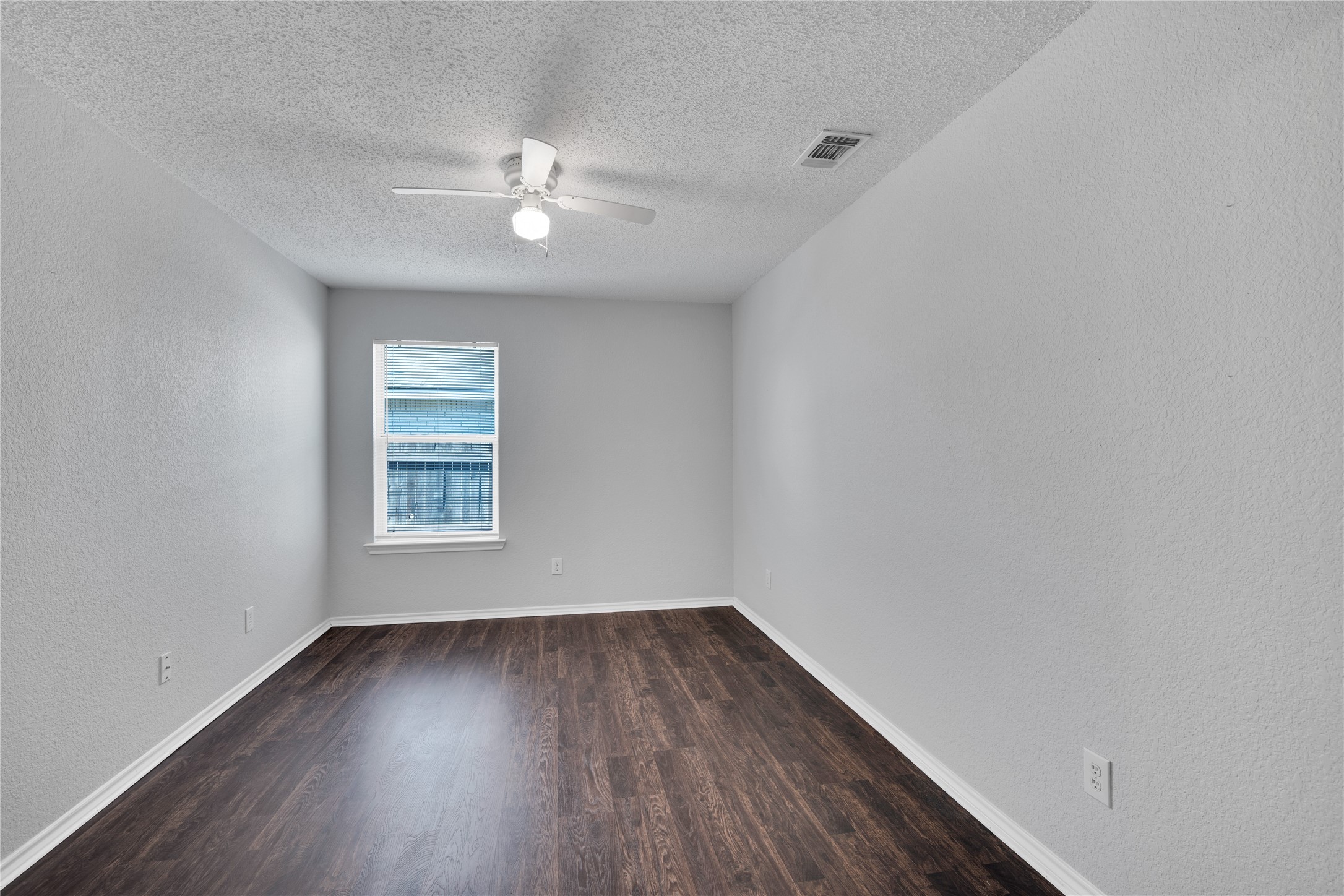 916 Joshua Drive Burleson TX 76028